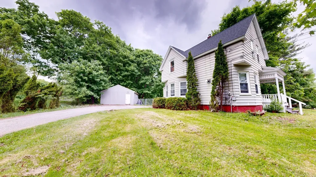 524 Turner Street Auburn ME 04210