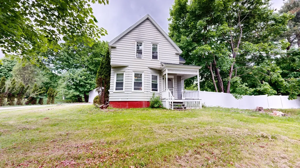 524 Turner Street Auburn ME 04210