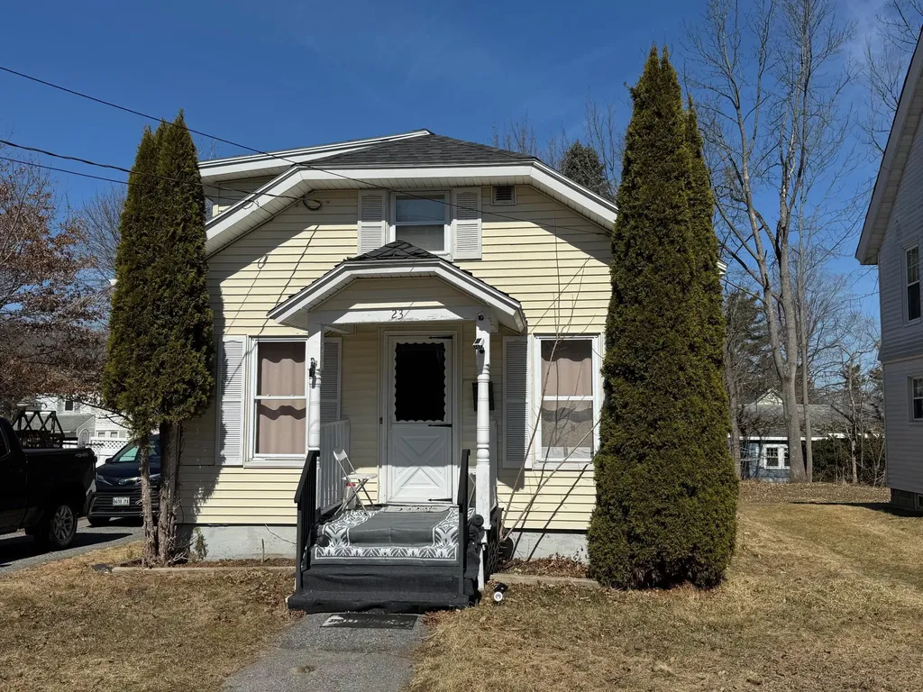 23 Taylor Street Augusta ME 04330