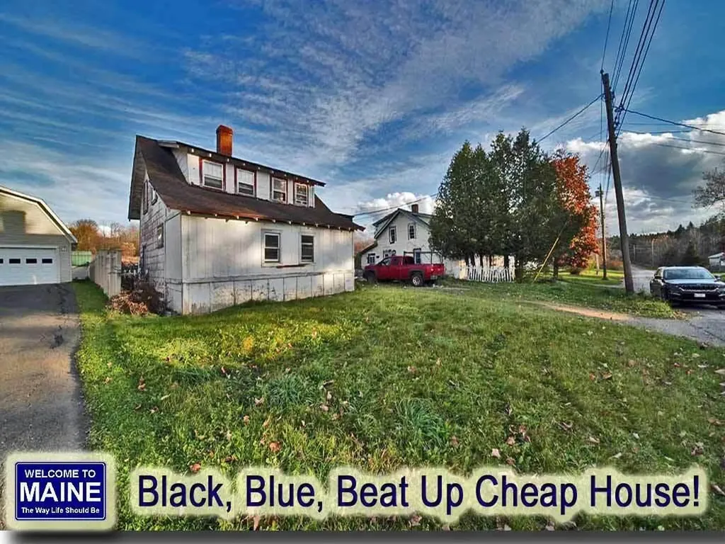 32 Cary Street Houlton ME 04730