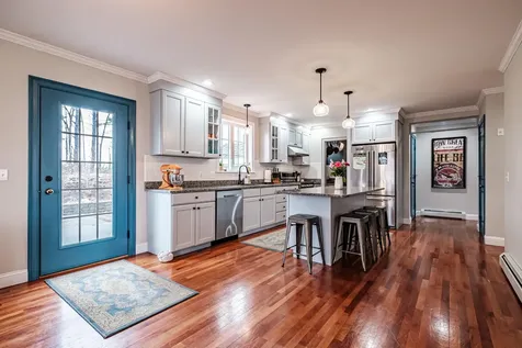 39 Aster Lane Cape Elizabeth ME 04107