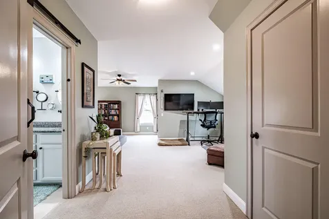 39 Aster Lane Cape Elizabeth ME 04107