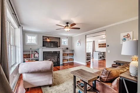 39 Aster Lane Cape Elizabeth ME 04107