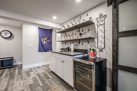 39 Aster Lane Cape Elizabeth ME 04107