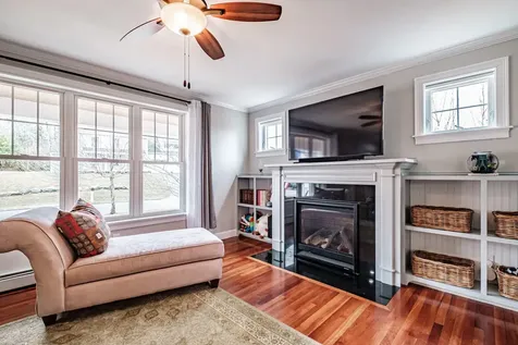 39 Aster Lane Cape Elizabeth ME 04107