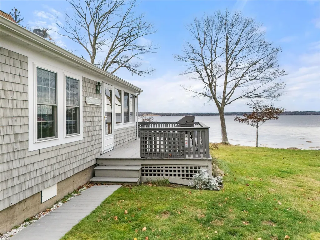 22 Longview Lane Deer Isle ME 04627