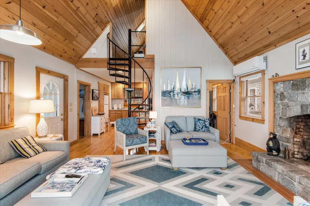 22 Longview Lane Deer Isle ME 04627