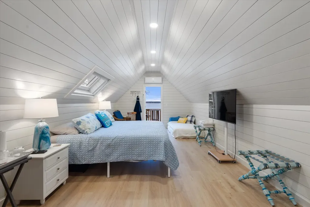 22 Longview Lane Deer Isle ME 04627