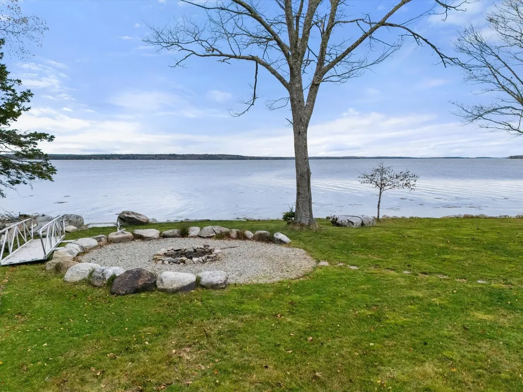 22 Longview Lane Deer Isle ME 04627