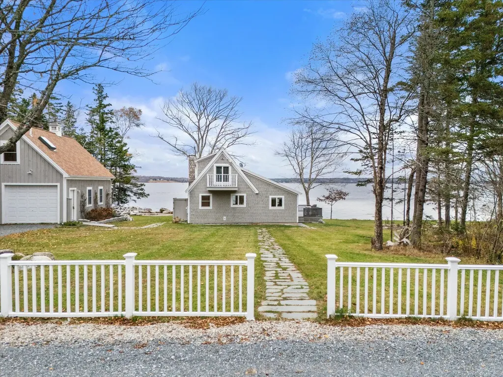 22 Longview Lane Deer Isle ME 04627