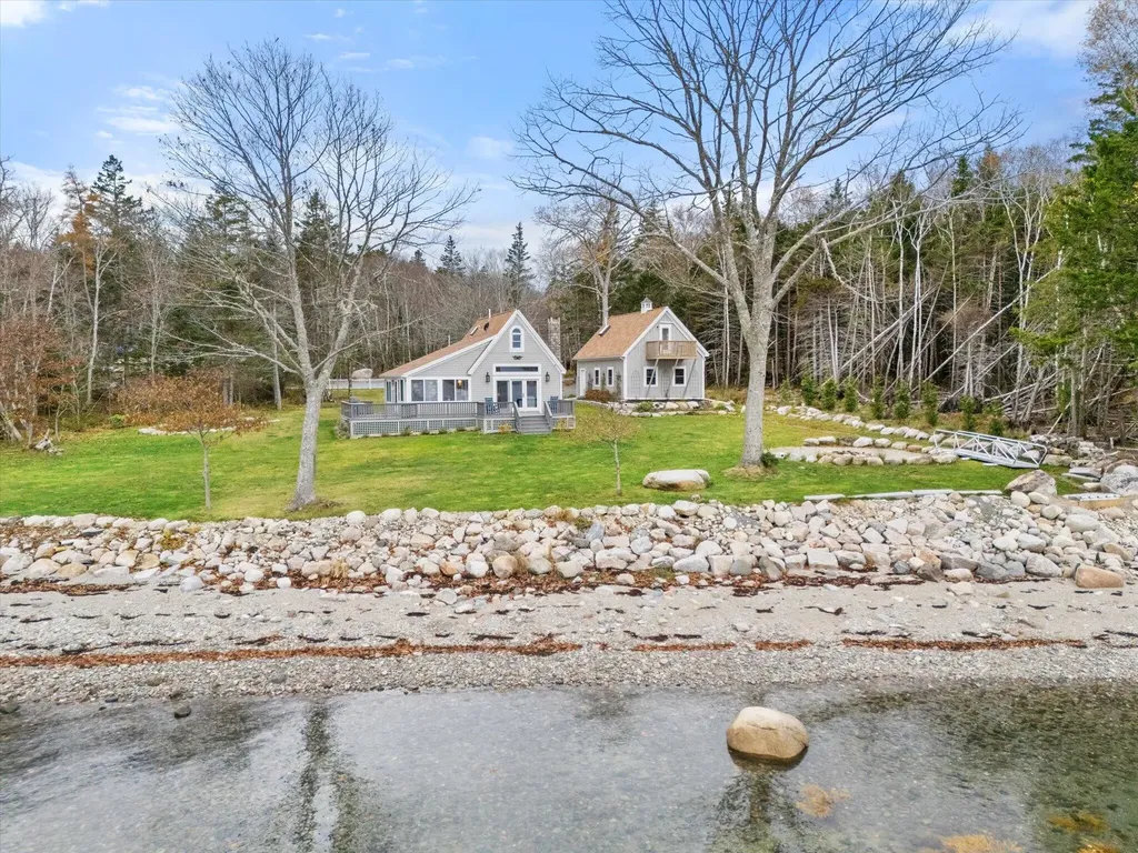 22 Longview Lane Deer Isle ME 04627