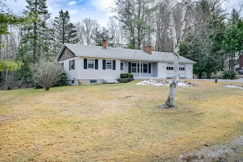 47 Maloy Avenue West Gardiner ME 04345