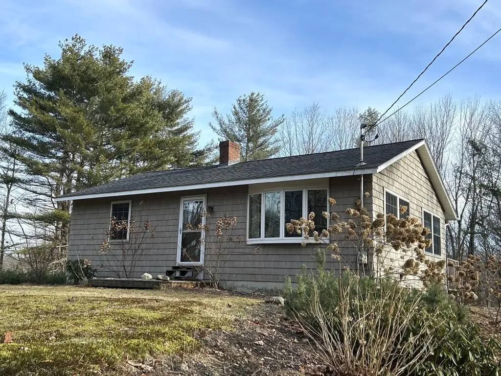 32 Winthrop Center Road Winthrop ME 04364