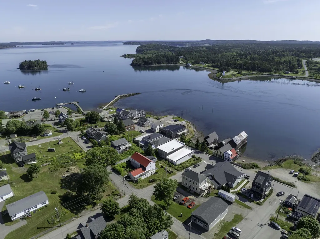 6 School Street Lubec ME 04652