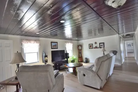 1272 Long Plains Road Buxton ME 04093