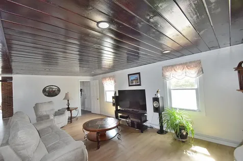 1272 Long Plains Road Buxton ME 04093