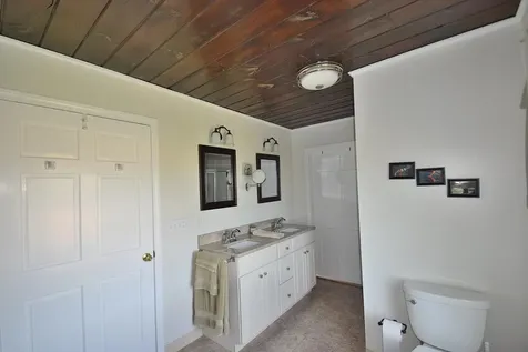 1272 Long Plains Road Buxton ME 04093