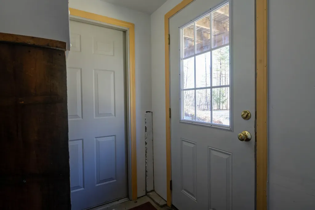 25 Abby Lane Gray ME 04039