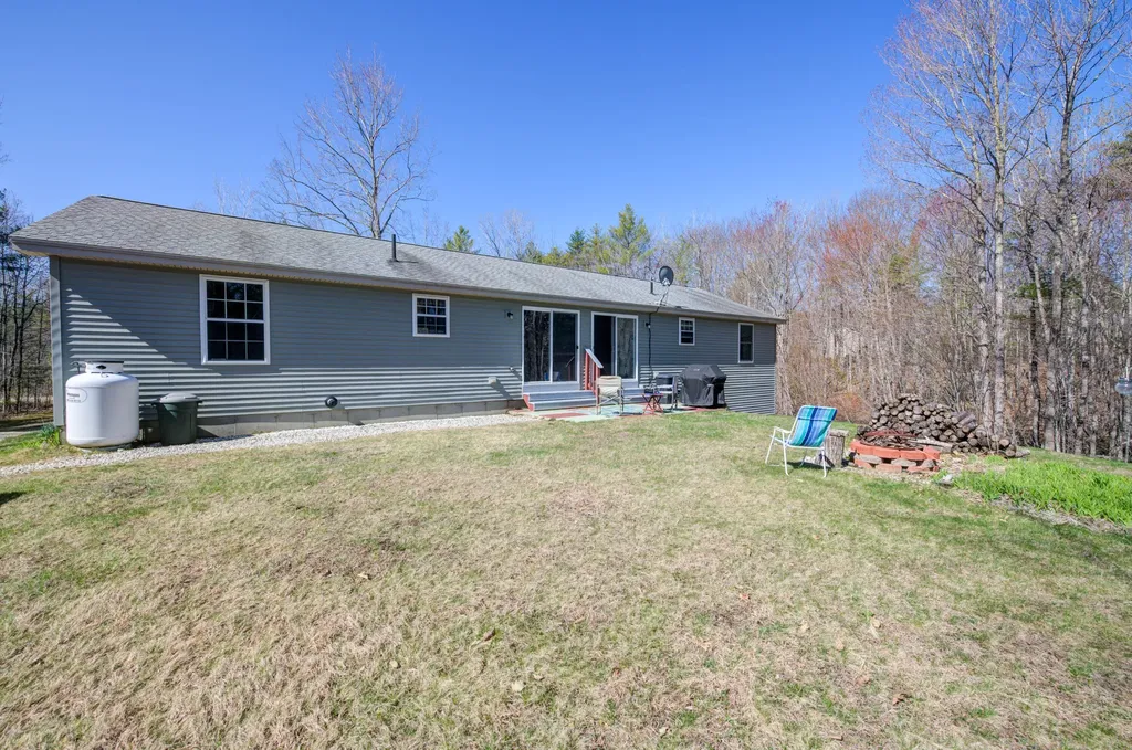 25 Abby Lane Gray ME 04039