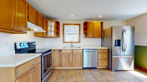 24 Calisa Lane Gorham ME 04038