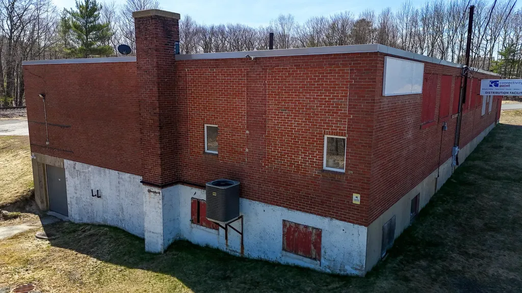 358 Washington Street N Auburn ME 04210