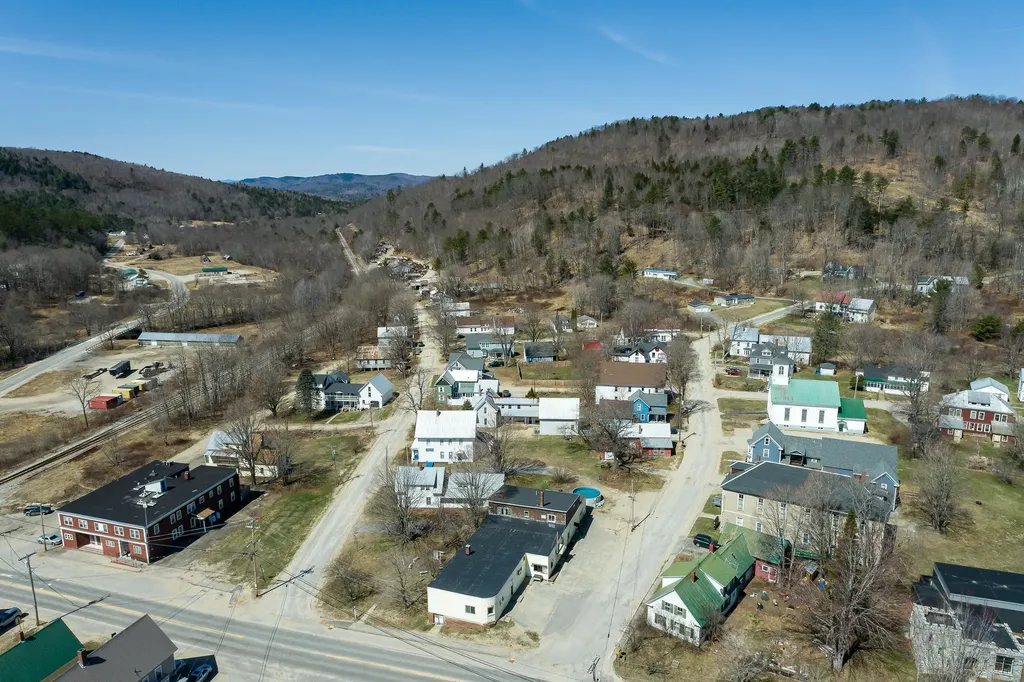1 Church Street West Paris ME 04289