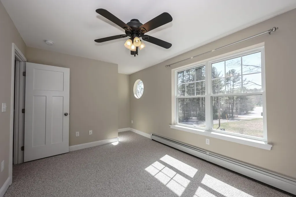 2 Oliver Lane Kennebunk ME 04043