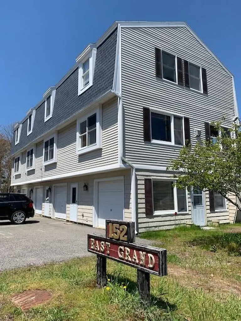 152 E Grand Avenue Old Orchard Beach ME 04064
