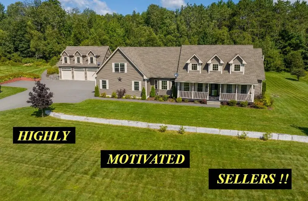 36 Foster Avenue Hampden ME 04444