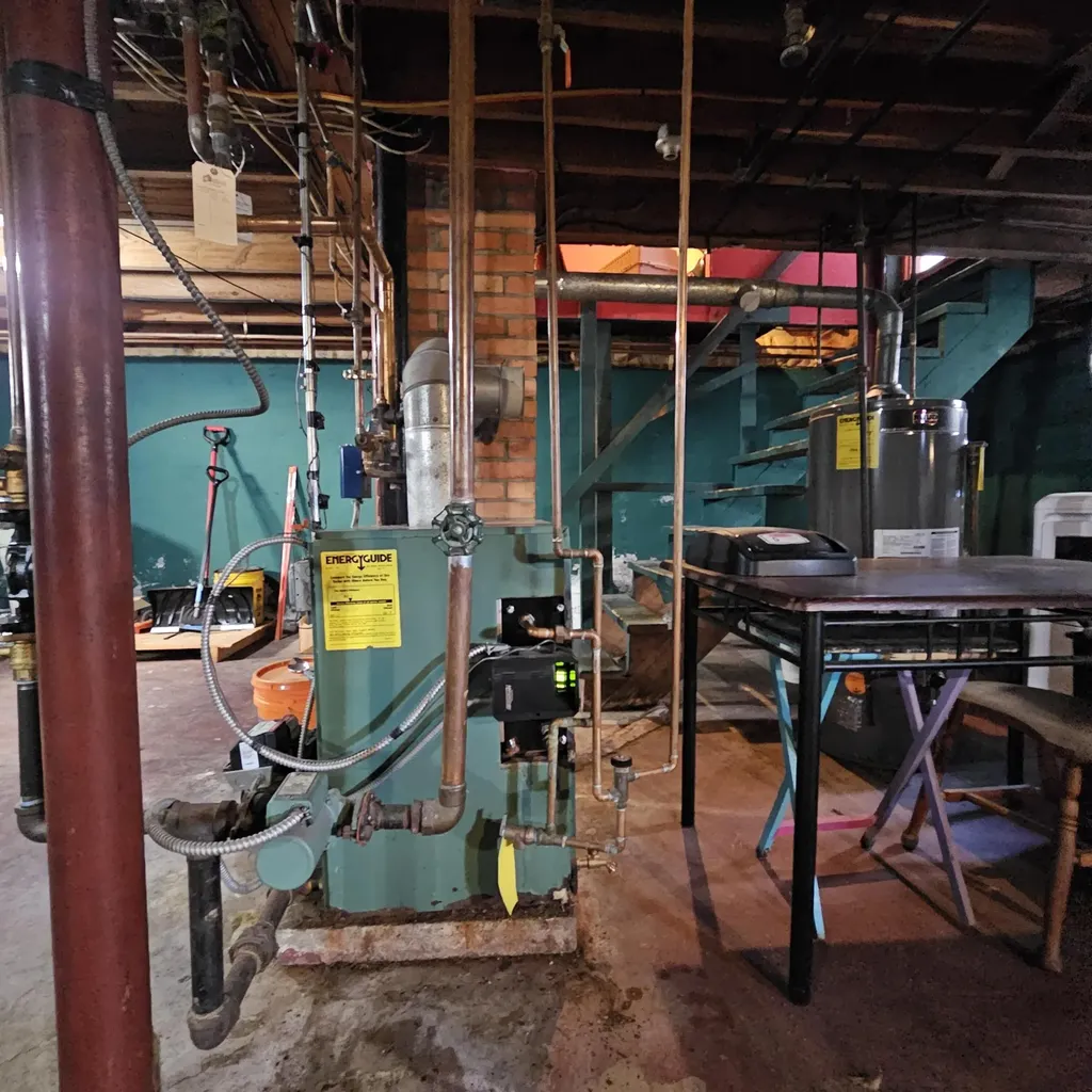 31 Hamel Street Lewiston ME 04240