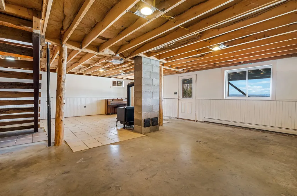 642 Taylor Hill Road Strong ME 04983