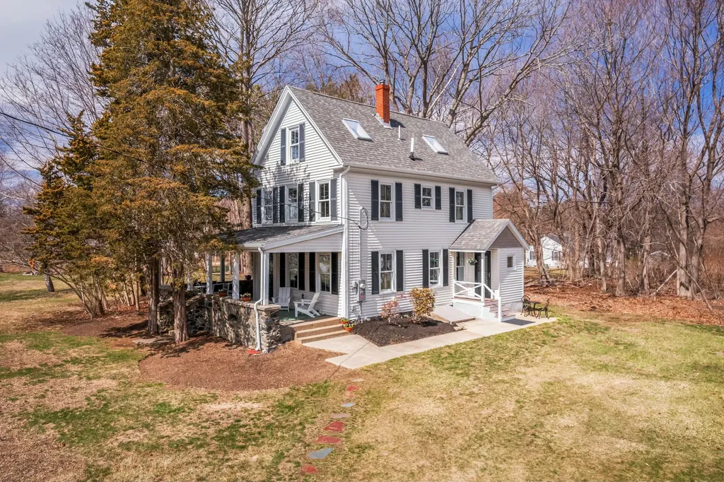22 Lobster Cove Road York ME 03909