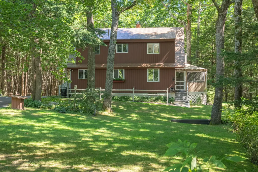 417 Middle Road Falmouth ME 04105