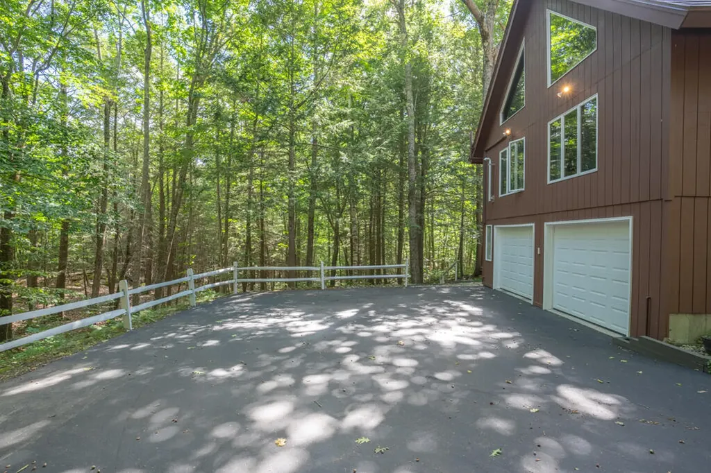 417 Middle Road Falmouth ME 04105