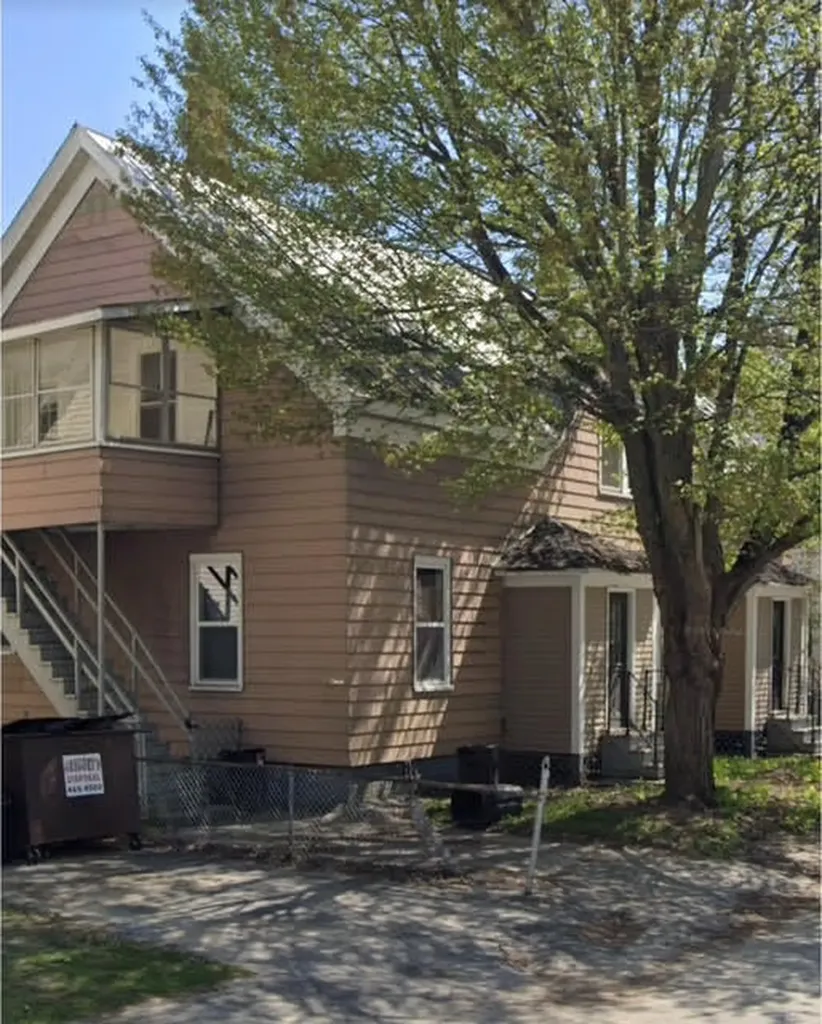 17 Kennebec Street Waterville ME 04901