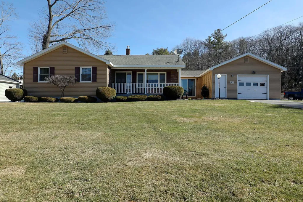 91 Townsend Road Augusta ME 04330