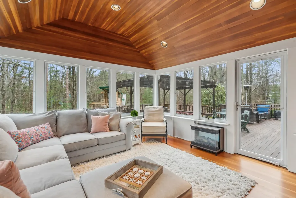 28 Ox Plow Lane Kennebunkport ME 04046