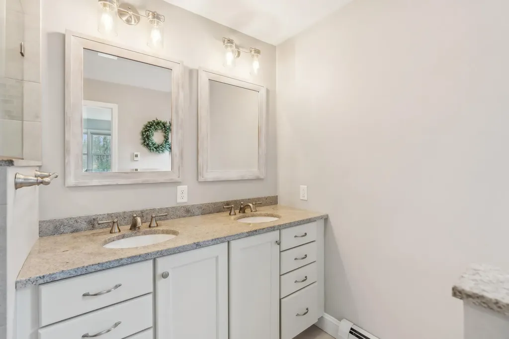28 Ox Plow Lane Kennebunkport ME 04046