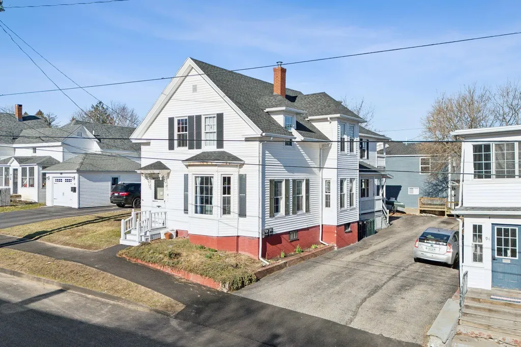 96 Pike Street Biddeford ME 04005