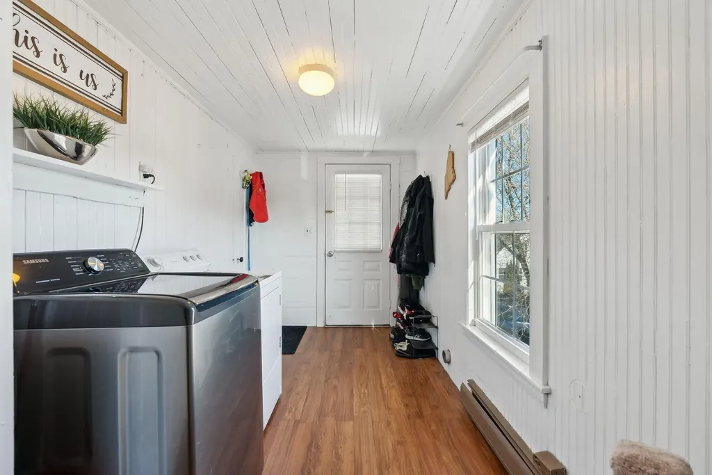 96 Pike Street Biddeford ME 04005
