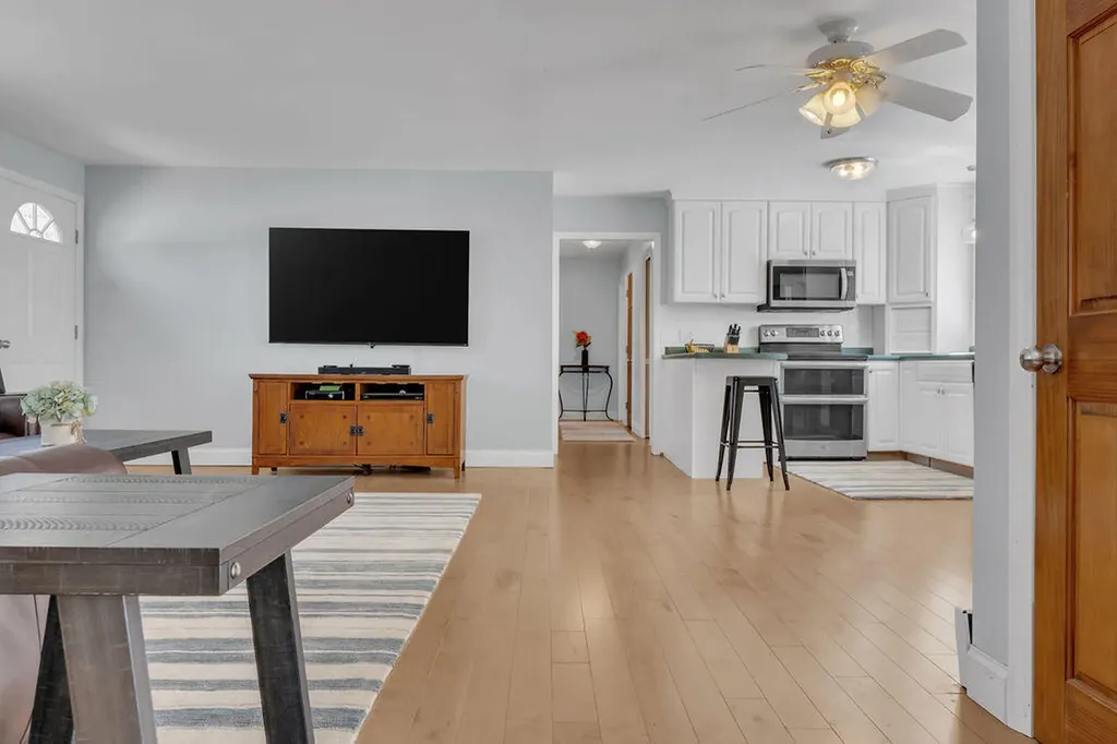 96 Alderwood Road Auburn ME 04210