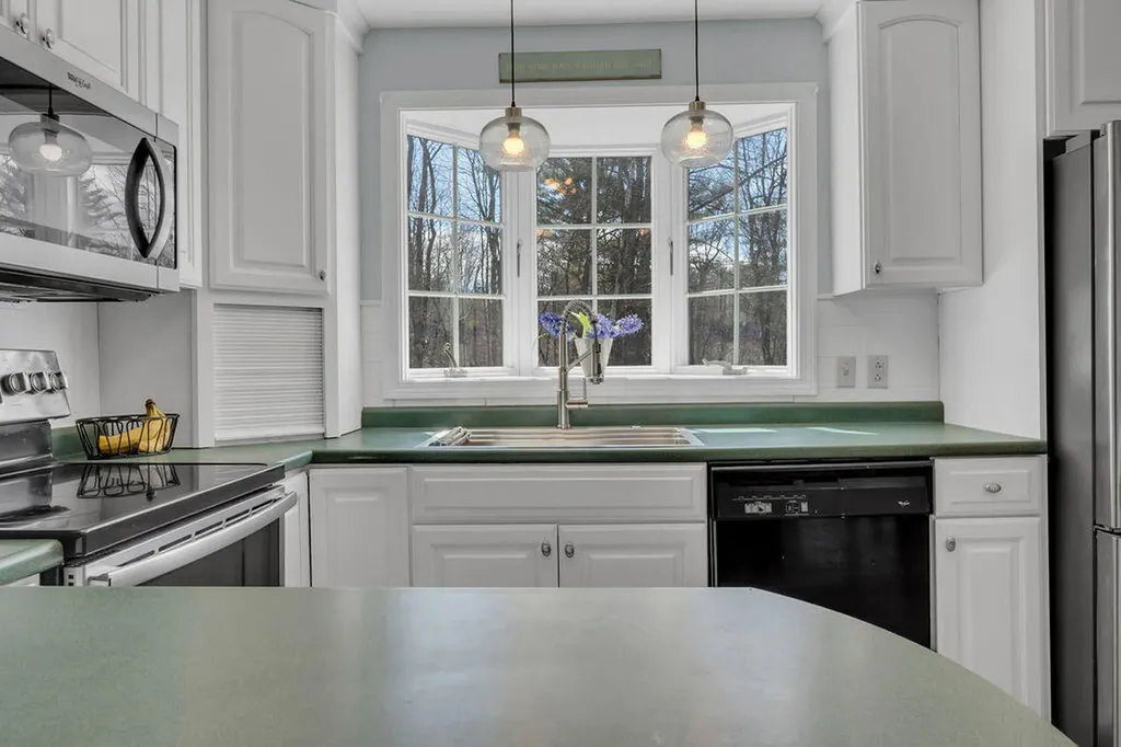 96 Alderwood Road Auburn ME 04210