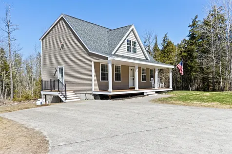 19 Wheeler Way Windham ME 04062