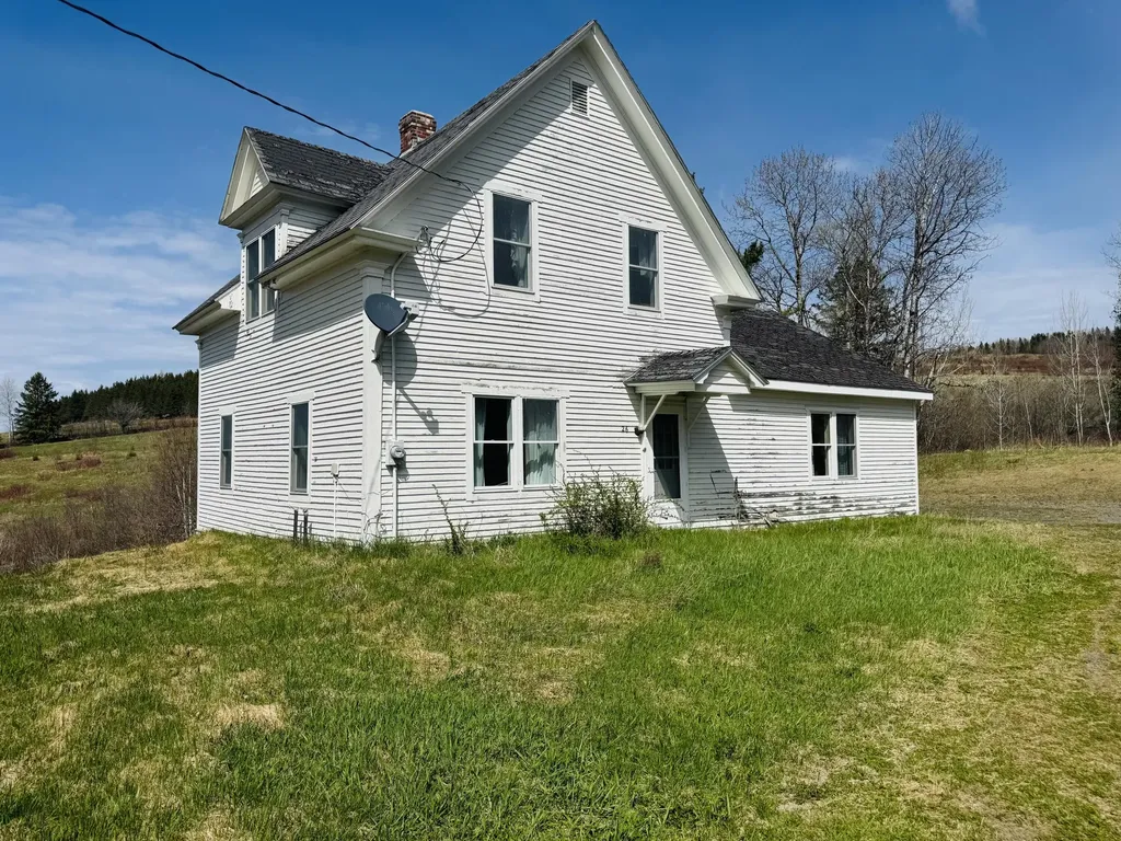 26 New Canada Road New Canada ME 04743