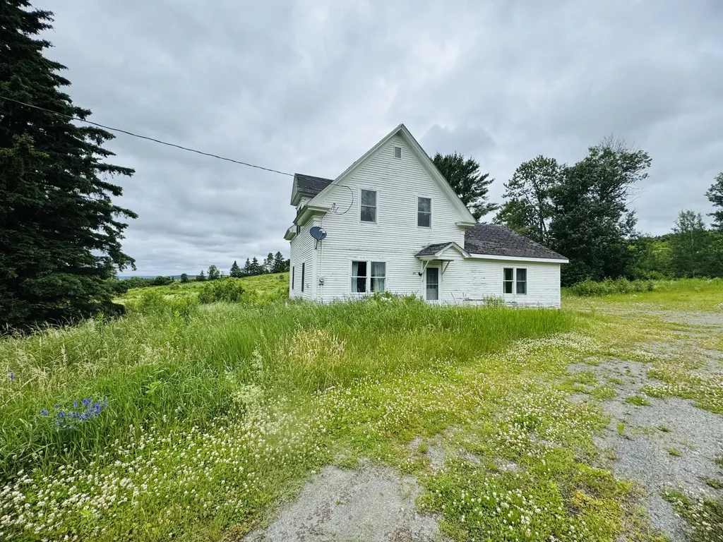 26 New Canada Road New Canada ME 04743