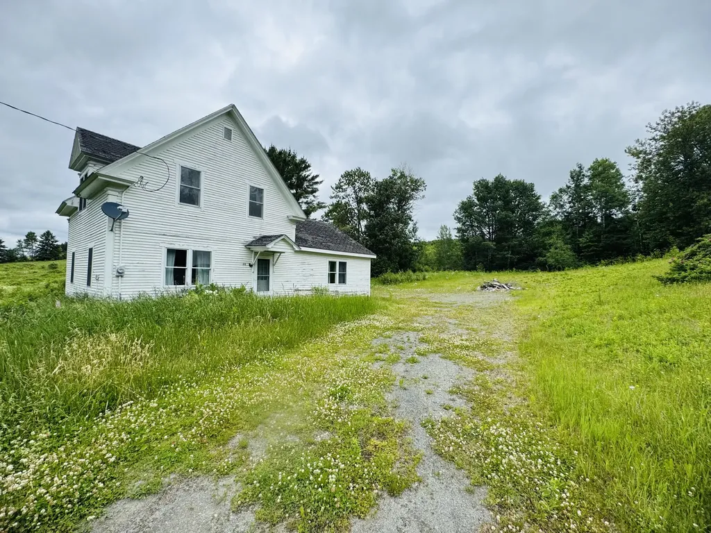 26 New Canada Road New Canada ME 04743