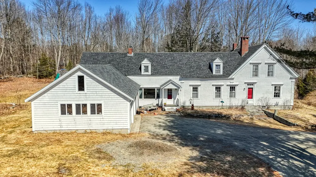 642 Smithfield Road Belgrade ME 04917