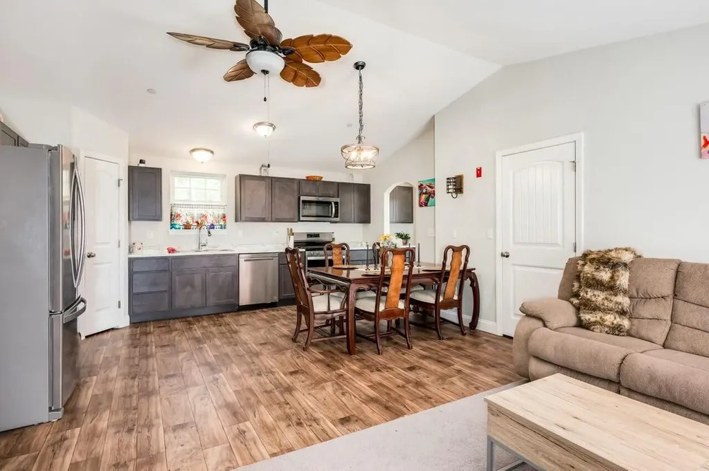 80 Dixon Road Lebanon ME 04027