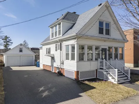 13 Lassell Street Portland ME 04102