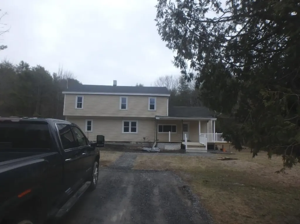 67 Littlefield Lane Farmingdale ME 04344